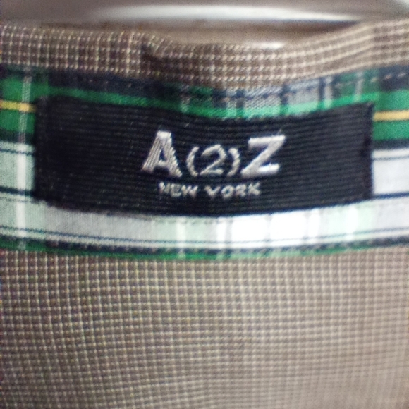 A(2)Z Men's Size XL Button Up Shirt, Contrasting Plaid Cuffs Collar, Casual Fit - Picture 10 of 11